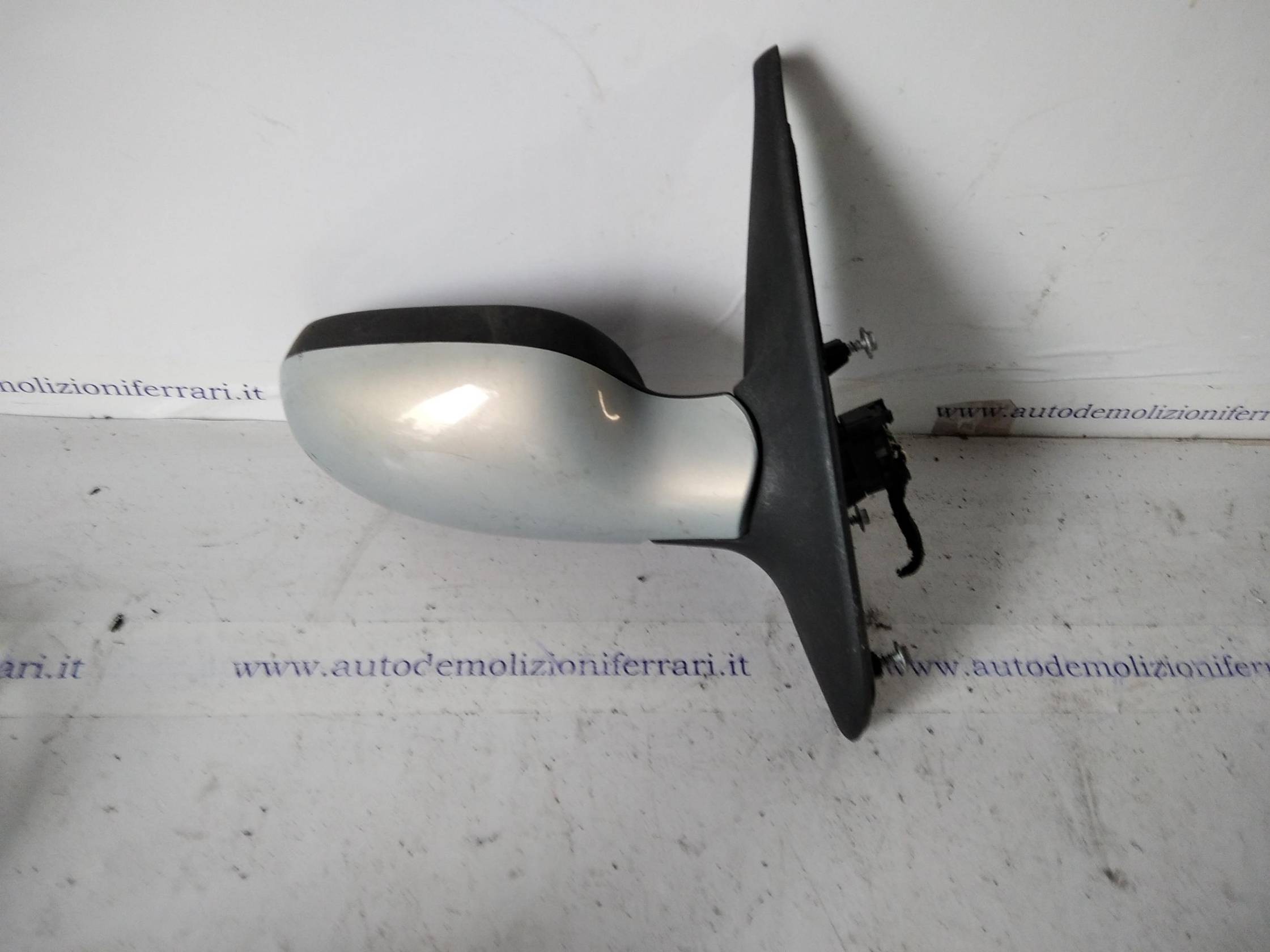 Retrovisore est. regolaz. elettr. dx.